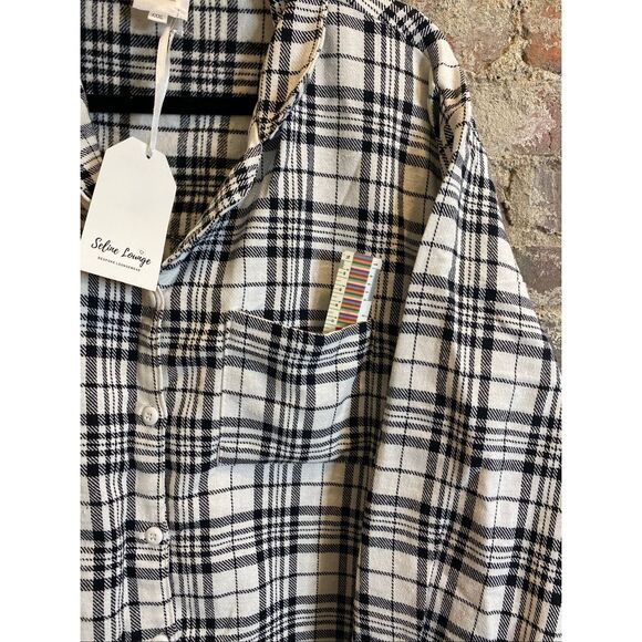 Seline Lounge • BRIDE • Black/White Plaid Flannel Tunic Button-down Ling Sleeve - Picture 2 of 16